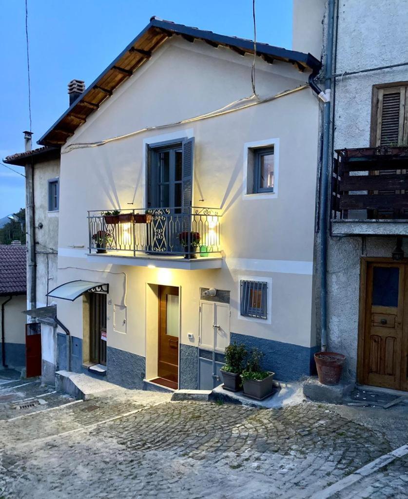 Piccola Dimora Accogliente E Molto Panoramica Villa Tagliacozzo Eksteriør bilde